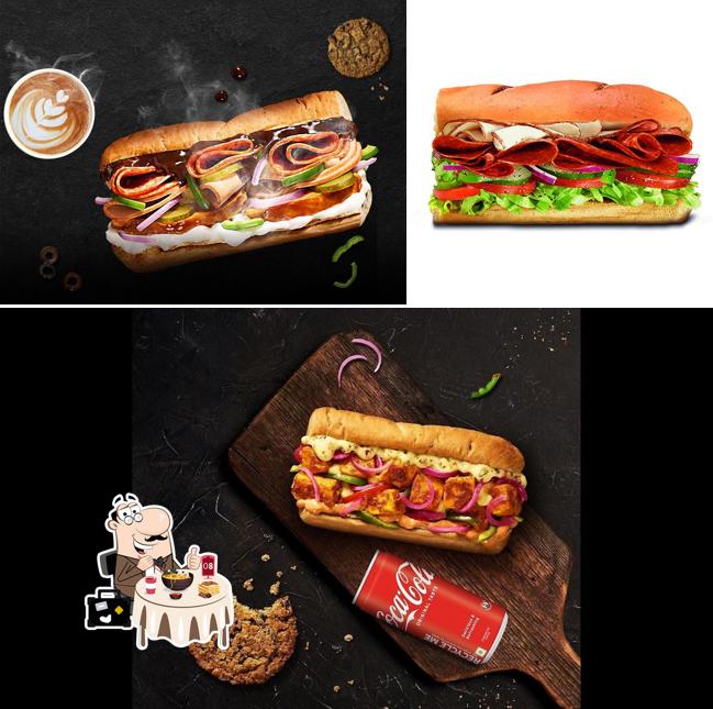 Food at Subway Airport Food Court