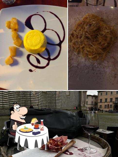 Piatto di formaggi al Enoteca al Duomo