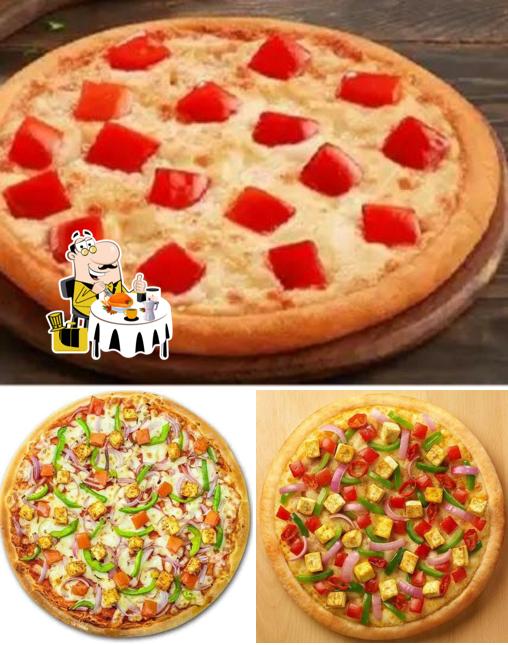 Food at Pizza's Junction