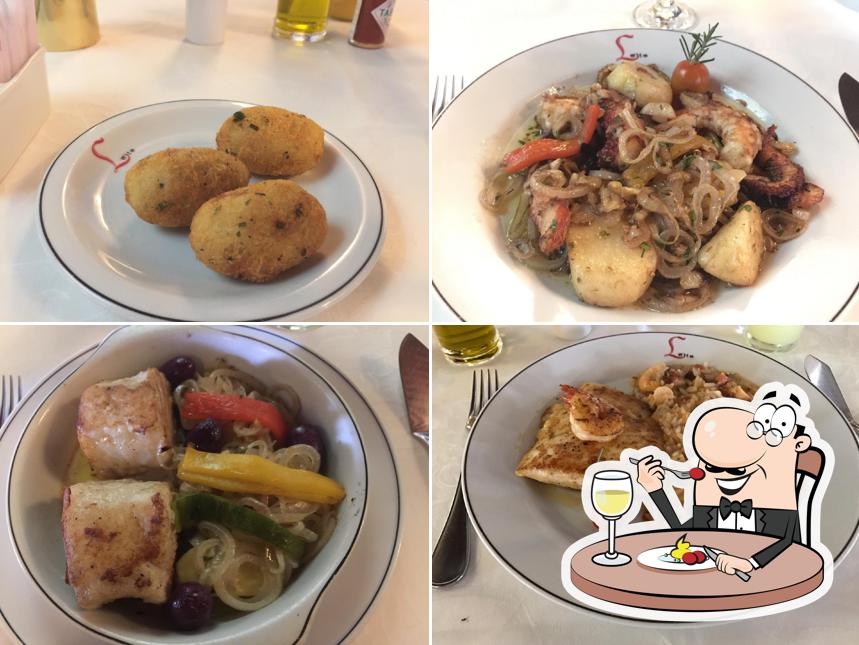 Comida em Restaurante Leite