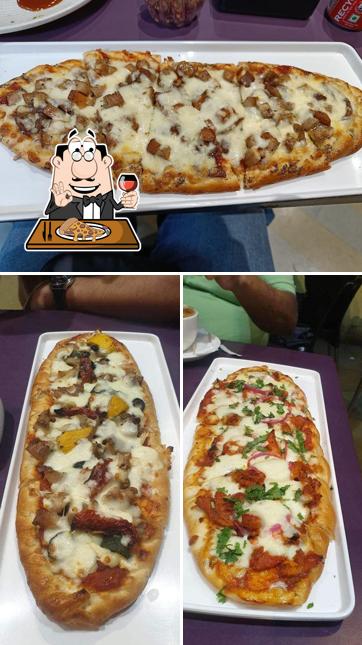 Order pizza at The Family Table By Josephs