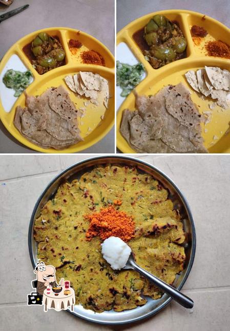 Meals at Vahini Khadya Vastu Kendra