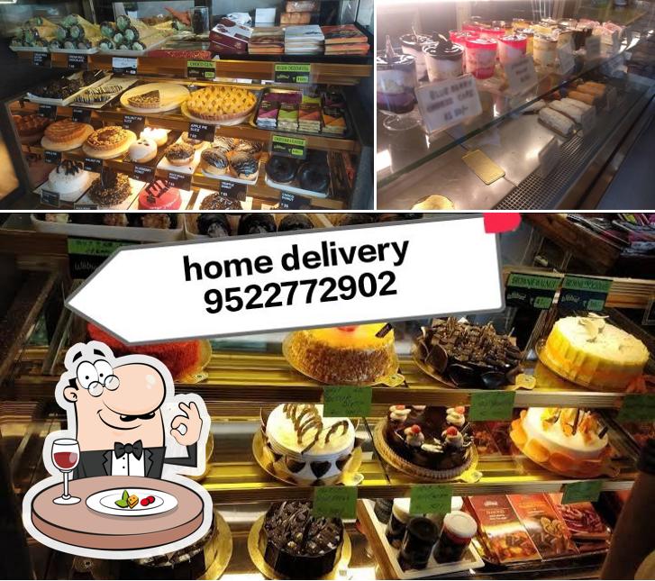 Meals at Pastry Shop