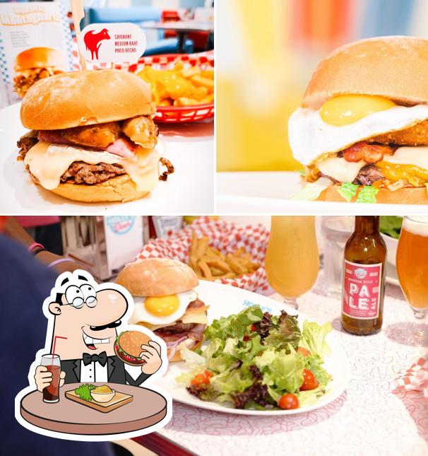 Holly's Diner