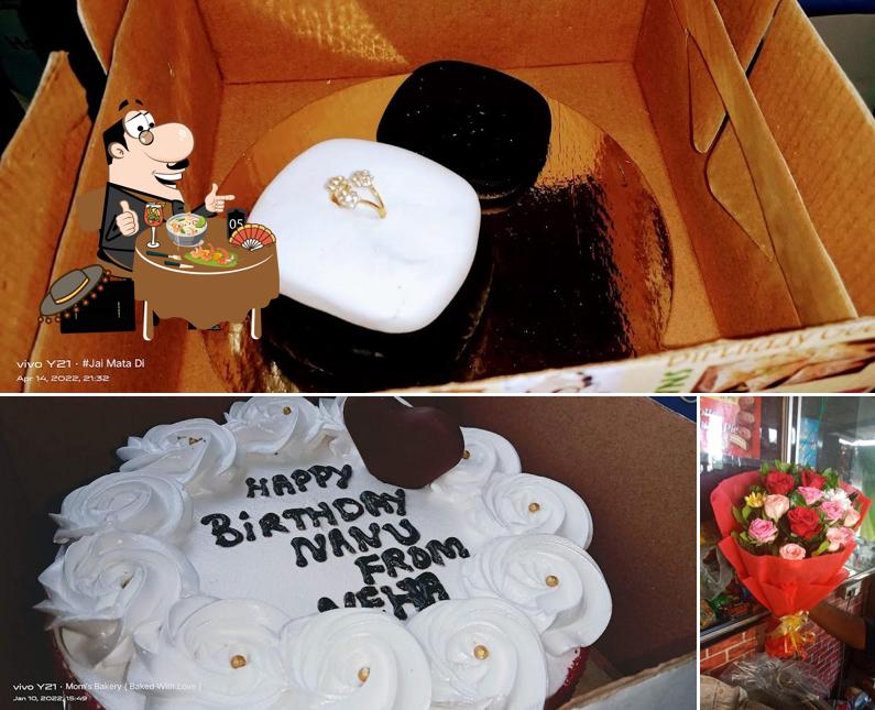 Mom's Bakery { Baked With Love }