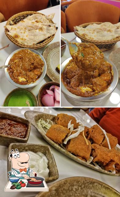 Chicken curry at Son of Swaad Aligarh- Best Family Restaurant In Aligarh/Cafe Near AMU