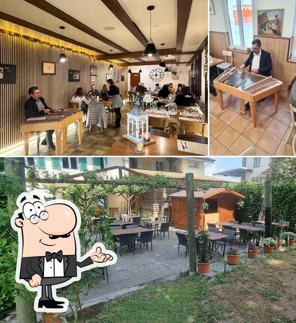 Gli interni di Café de la Gare