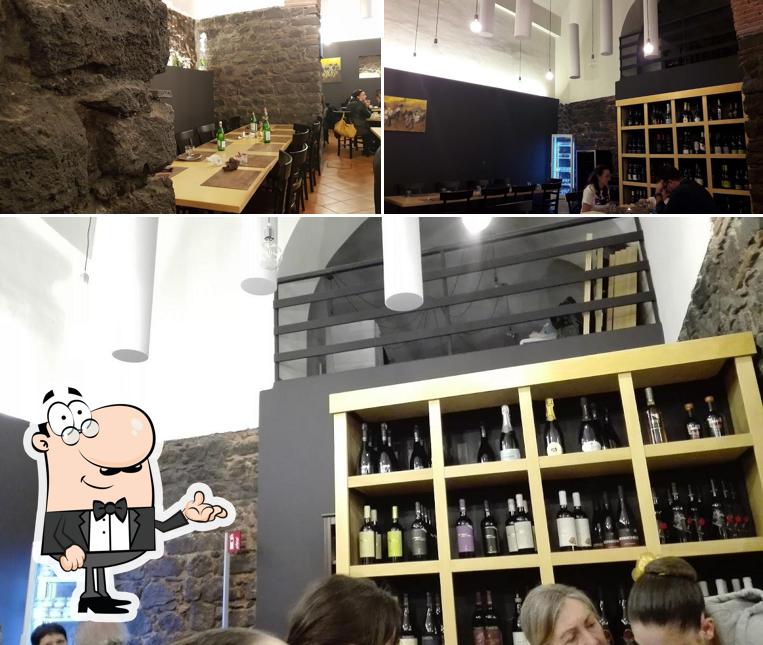 Siediti a un tavolo di Pizzeria Officina51