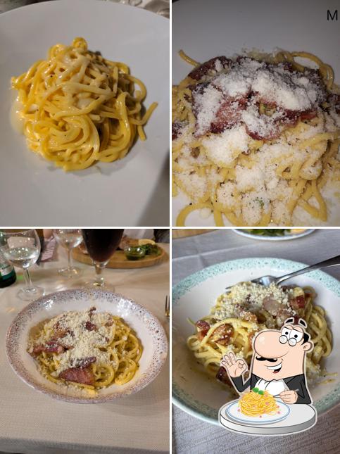 Spaghetti alla carbonara al Ristorante Pizzeria degli Abruzzi