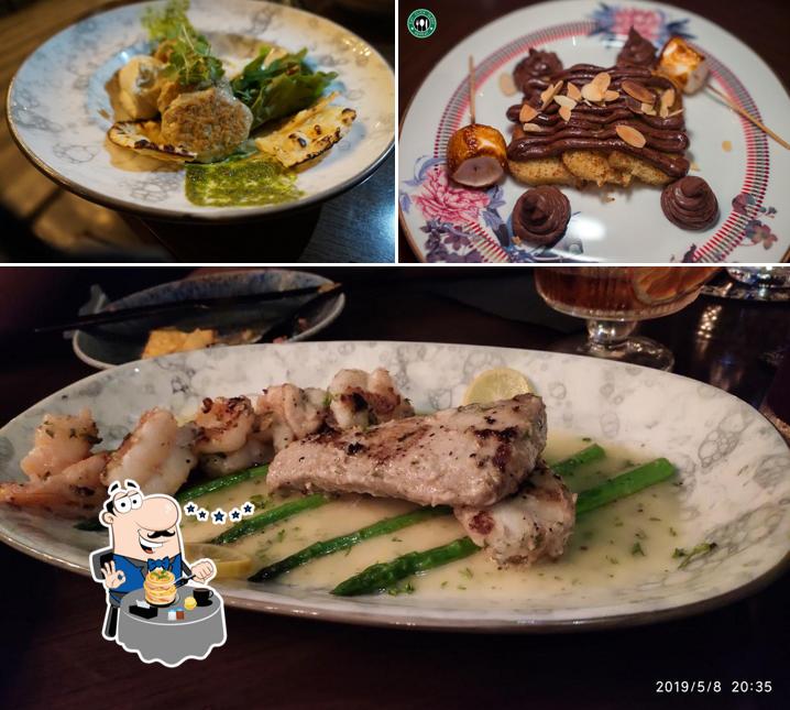 The restaurant's food and seo_images_cat_1472