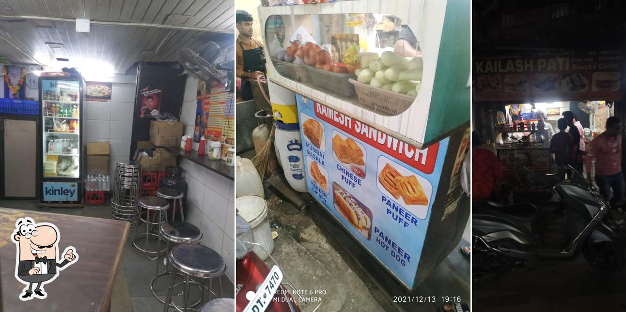 The exterior of Ramesh Sandwich (Kailashpati Snacks corner)