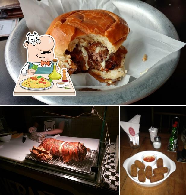 Comida em Vianna Bar