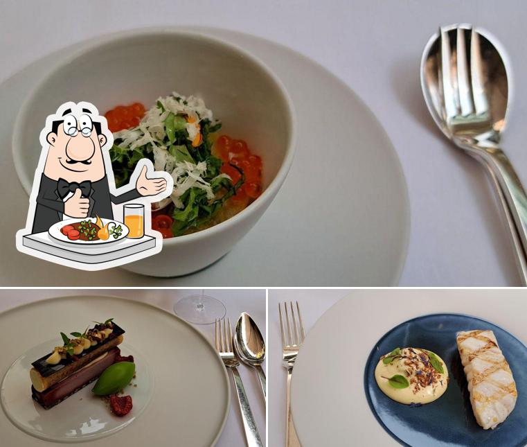 Nourriture à Restaurant Facil