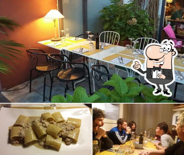 Pesce Fritto & Bollicine si caratterizza per la interni e cibo