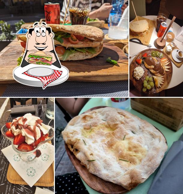 Club sandwich al Al Fresco caffè con piccola cucina