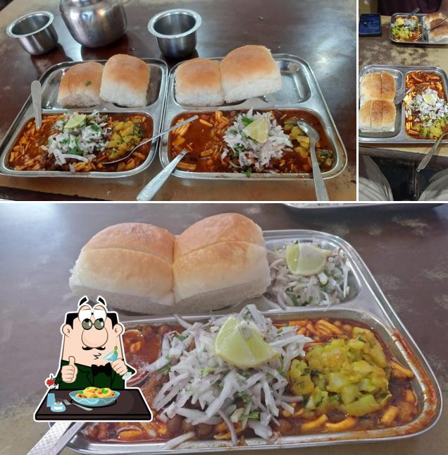 Pulled pork sandwich at Jagushte Misal