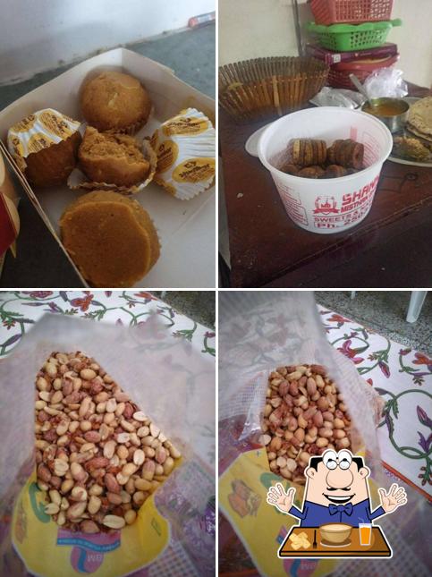 Meals at Shankar Misthan Bhandar
