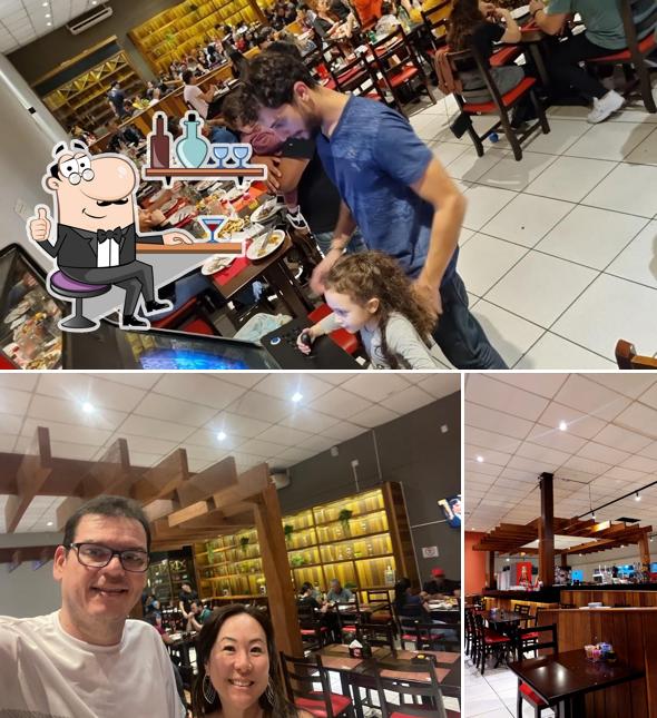 O interior do Fartito's Pizza Marília