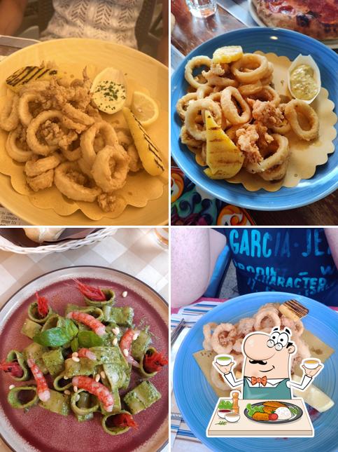 Calamari fritti al Onda Blu Beach Restaurant