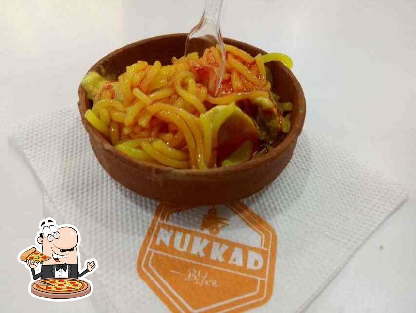 Try out pizza at Nukkad Bites