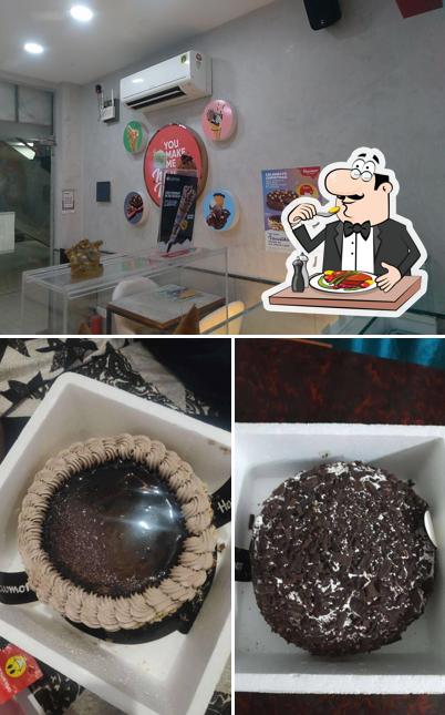 This is the picture showing food and beverage at Havmor Icecream