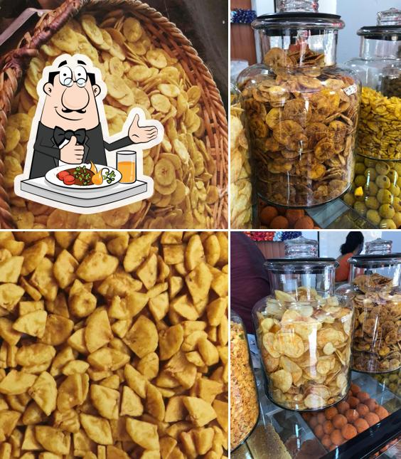 Food at Sreenivas banana chips