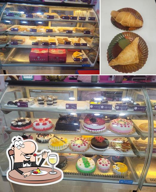 Food at One Bake Shop (NEW ORIGINAL)