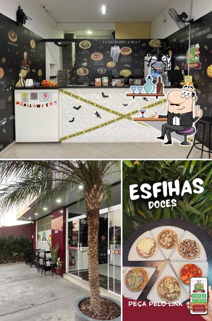 O interior do Pizzaria Mariana