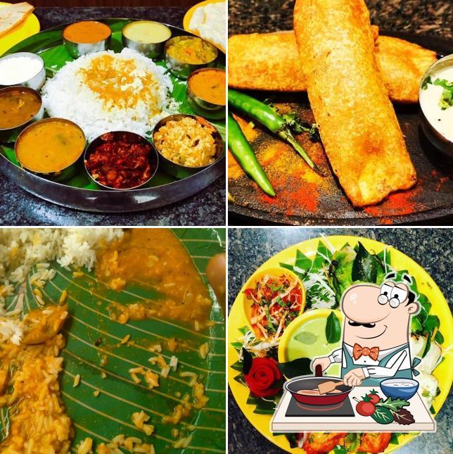 Chicken curry at Sri Venkateshwara Hotel - Traditional Food of Telangana