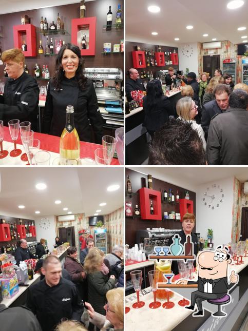 Dai un'occhiata agli interni di Caffeina Bar - Valenzano