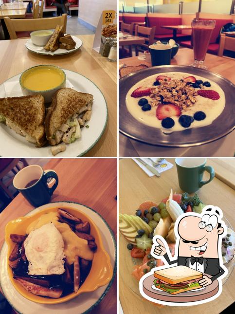 Sandwichs au fromage grillé à Cora Déjeuners Charlesbourg