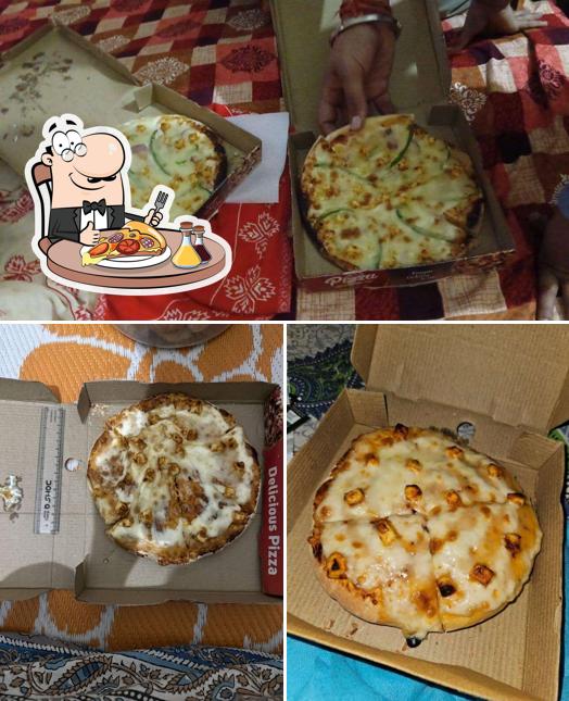 Try out pizza at Mazaa Pizza