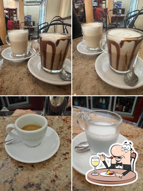 Cafe' Imperial si caratterizza per la cibo e bevanda