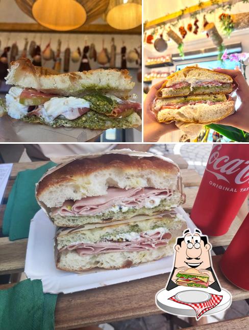 Club sandwich al Via Roma 55 Focacceria e Vineria de “I Matti”