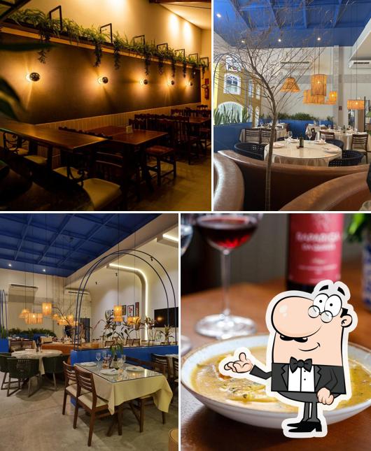 Sente em uma das mesas no Restaurante A Portuguesa - Garanhuns