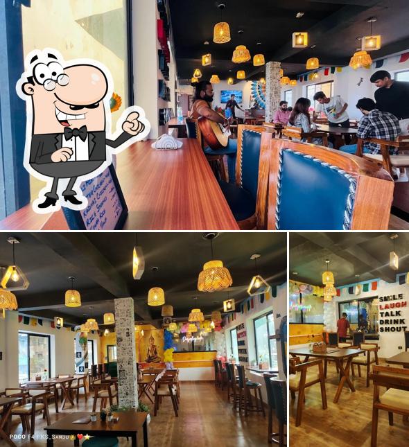 Check out how Darjeeling Cafe&Stay looks inside