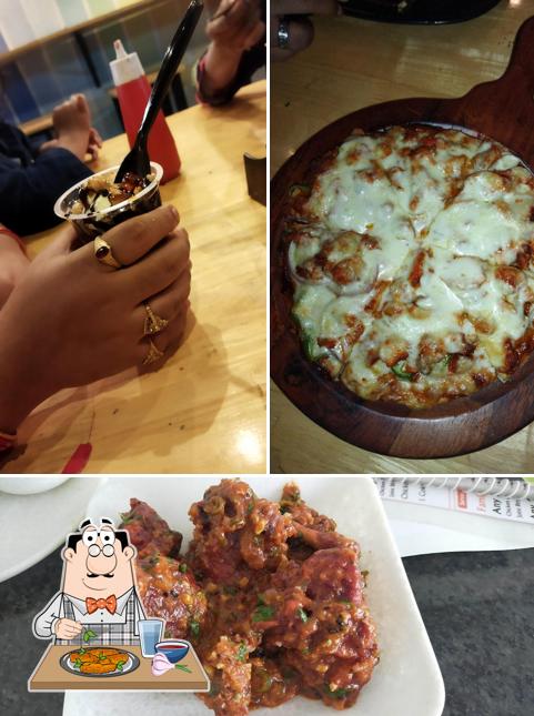 Chicken wings at Club Falooda