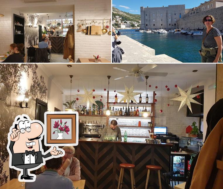 La immagine della interni e esterno di PIZZERIA OLIVA