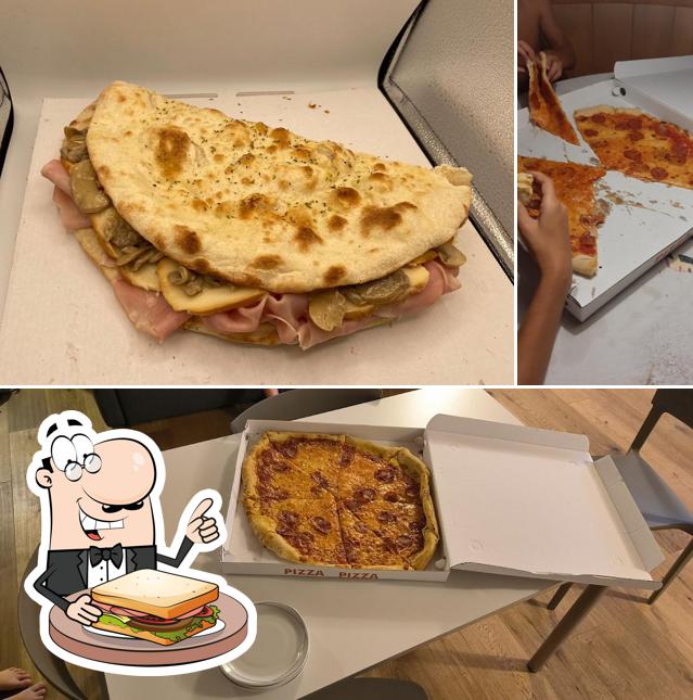 Toast al formaggio al Pizza e pizza