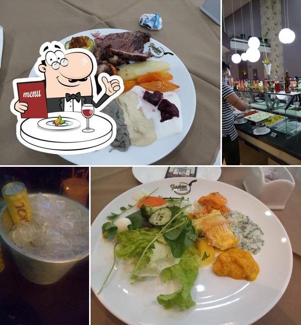 Comida em Frigideira Grill