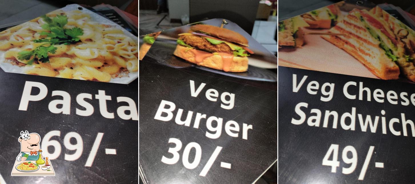 Food at Hangout Cafe uk17