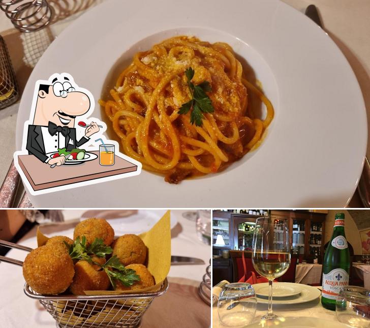 Tra le varie cose da Piccolo Teatro si possono trovare la cibo e alcol