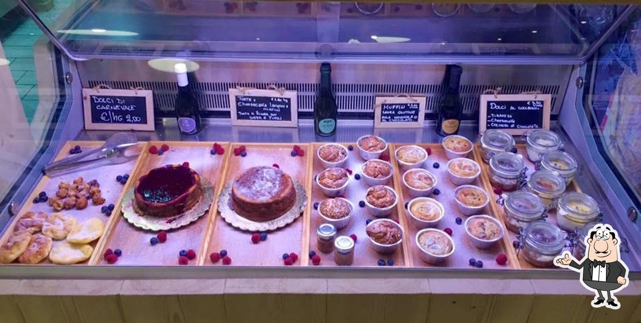 Dai un'occhiata agli interni di Pizzeria ContadiNostrano