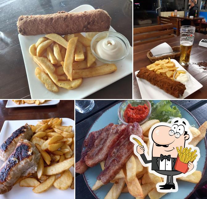 Prova a prendere un piatto di chips a GRILL & BAR SERMINČEK, Sonja Kmetič, SpA