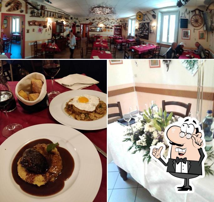 Questa è la immagine che raffigura la interni e vino di Crotto Civiglio