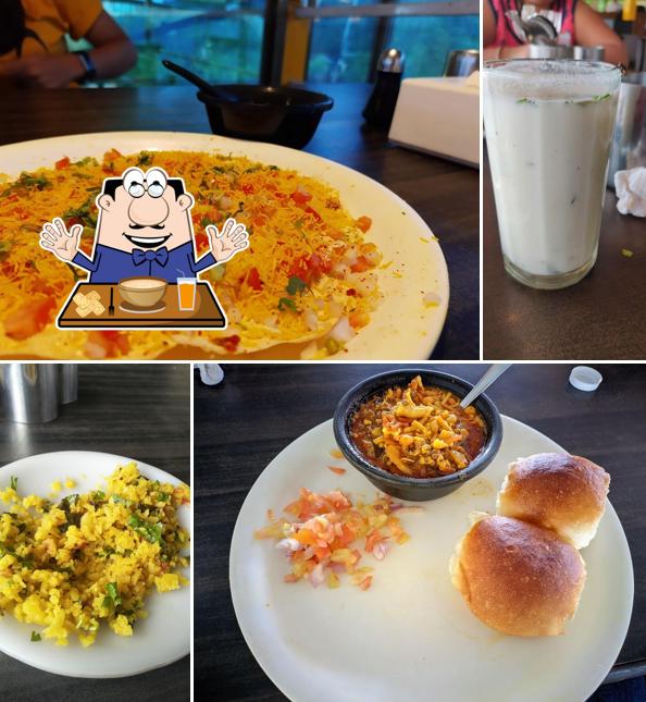 Food at Hotel Aaswad