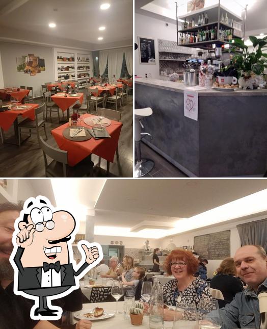 Gli interni di Match Point Bar Ristorante Pizzeria Long Drink