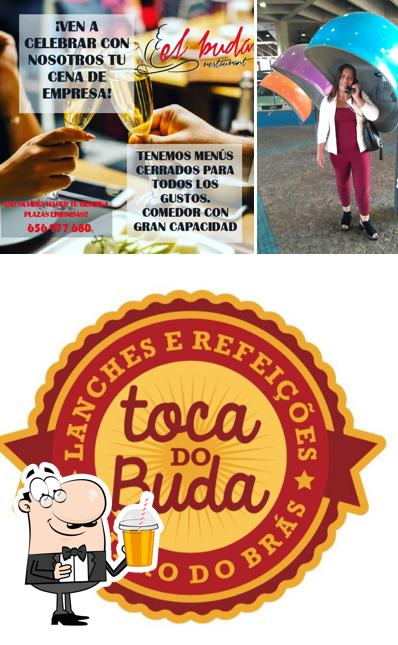 Desfrute de uma bebida no Bar e Restaurante A Toca do Buda