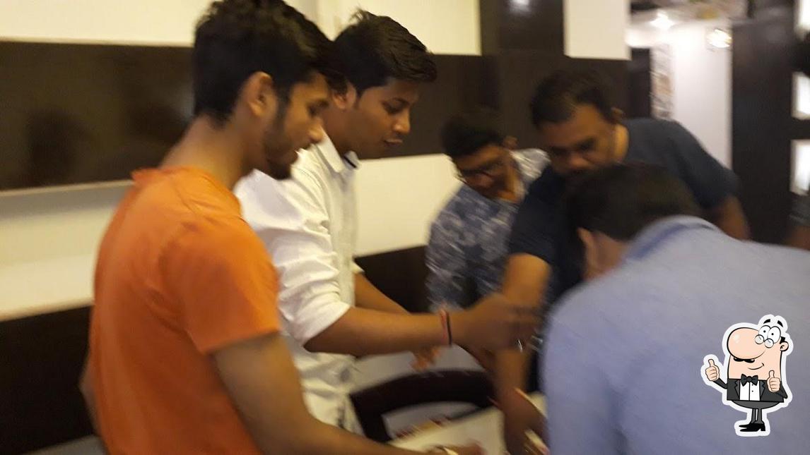 Here's an image of The Clove. wine 'n' dine