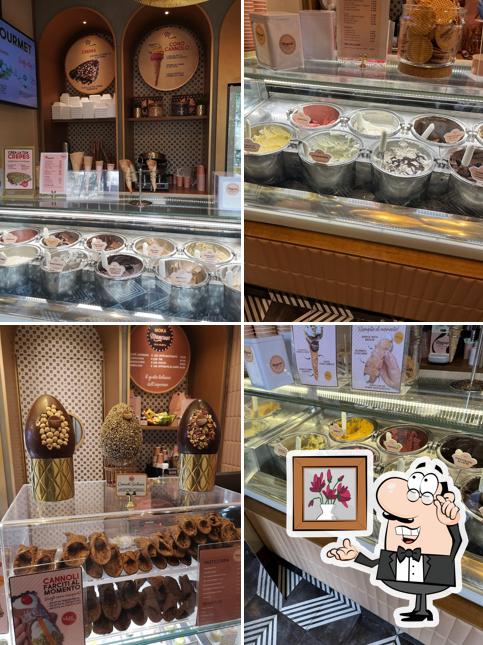 Siediti a un tavolo di Mancuso Gelati Italiani 1920